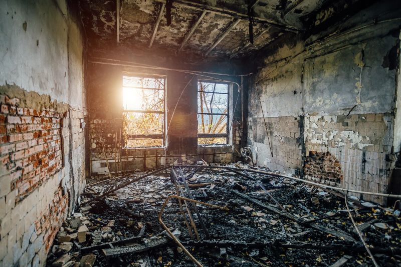 When to Hire Fire Restoration Experts